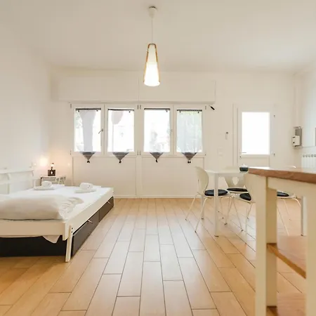 Διαμέρισμα Francy - 15 Min From Venice & Mestre Train Station
