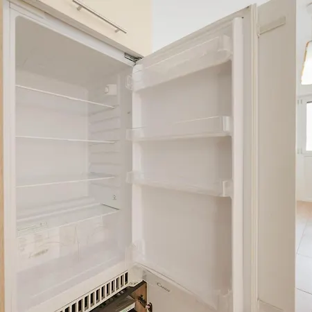 Francy - 15 Min From Venice & Mestre Train Station Διαμέρισμα